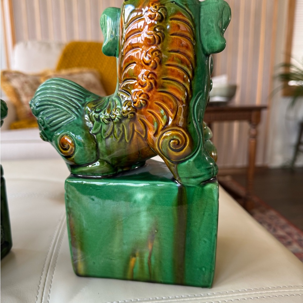 Green Ceramic Foo Dog Pair - Glazed Guardian Statues - Picture 7 of 15